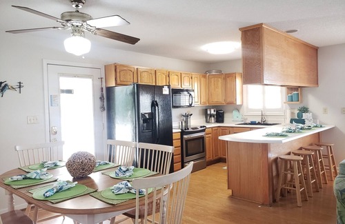 Myrtle Beach House | Ocean Lakes Private Beach & Fountain View Tower