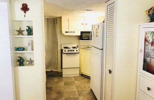 Myrtle Beach House | Ocean Lakes - Site 5718 Beach Bungalow Nestled on Quiet Street!