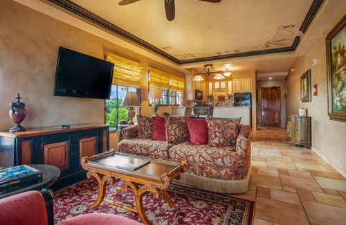 Saint Simons Island Cabin | Ocean Lodge Resort Presidential Suite 4th Floor