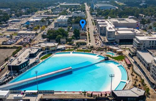 Northeast Virginia Beach Apartment | Ocean Lofts in the Vibe #1 - 5 min walk to beach