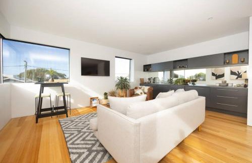 Torquay Apartment | Ocean Luxe on Anderson