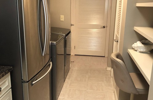 Hilton Head Island Condo | Ocean One 306 - Oceanside prime beach location, walk to shops,dining, remodeled