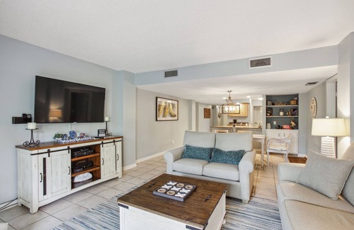 Hilton Head Island Condo | Ocean One 422 - Beachside 4th Floor Condo