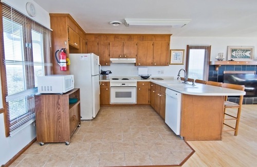 Salter Path House | OCEAN PANORAMA: Beachfront, quiet, & pet friendly home with gorgeous ocean views