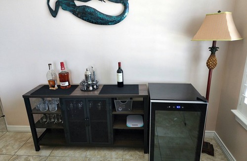 Navarre Beach Condo | Ocean Paradise 3br/3bth on the Sugar Sands of the Gulf w/2 Bch Chairs + Umbrella