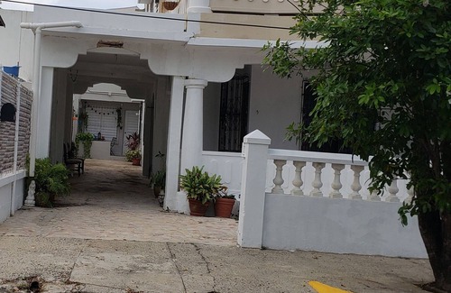 Santurce Apartment | Ocean Park 2nd Floor King-Size Mini-Studio