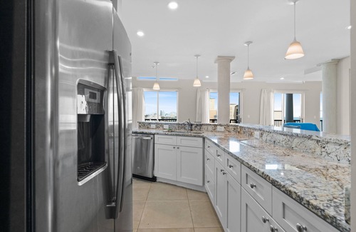 Myrtle Beach Condo | Ocean Pearl: 7 BR Oceanfront Condo with Pool