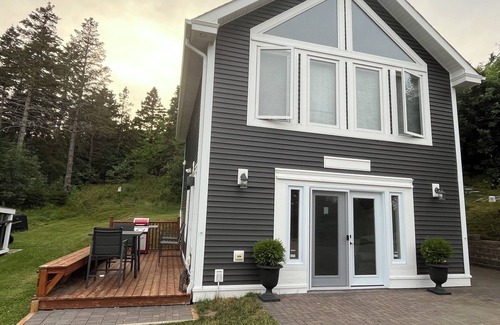 Bay Roberts House | Ocean Pearl nOcean View ,Private Deck W/BBQ, Outdoor Fire Pit