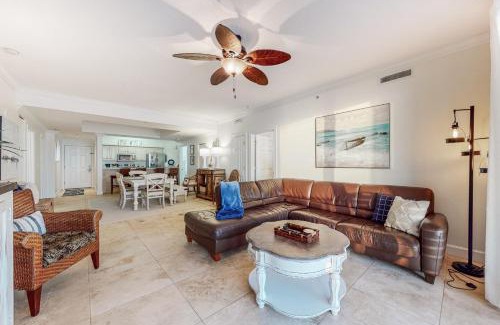 Long Beach Apartment | Ocean Ritz 601