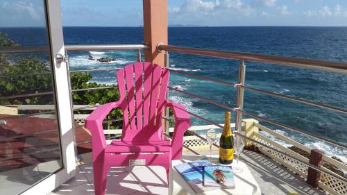 Point Blanche Apartment | Ocean Shore