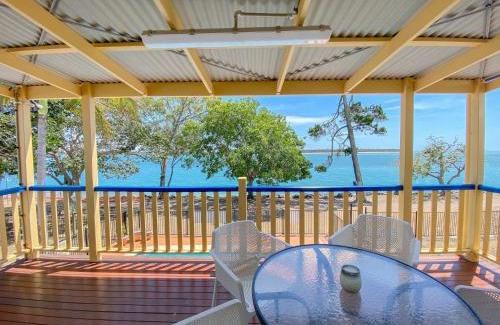 Traviston House | Ocean Shores UP - Burrum Heads- Riverfront - Pool -2BR