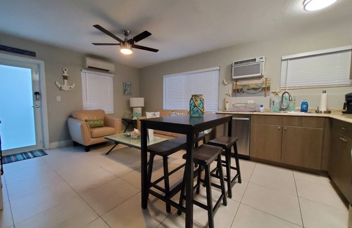 Marathon House | Ocean Side Canal Half Duplex, 37' Dock, 600' To Channel With Pool