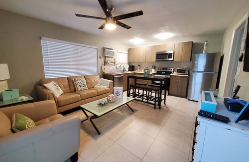 Marathon House | Ocean Side Canal Half Duplex, 37' Dock, 600' To Channel With Pool