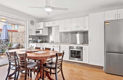 Evans Head House | Ocean Song - 2-41 Park Street