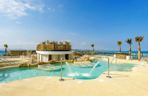 Gibraltar Apartment | Ocean Spa Plaza Luxury Suite