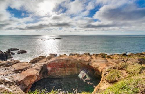 Depoe Bay Apartment | Ocean Star