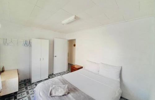 Nuku'alofa House | Ocean Tonga Cottage Private Double Room in Nuku'alofa Town