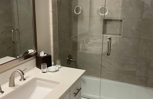 Rio del Mar Resort | Ocean-view 1-Bedroom Suite at Seascape Beach Resort