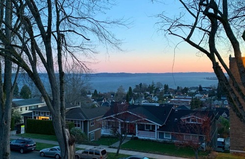 North End Condo | Ocean View 2 Baths No Stairs Best Area Jacuzzibath