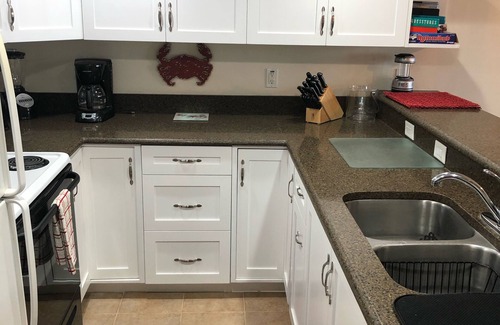 New Smyrna Beach House | Ocean View, 2BR-2BA August Special NOW! 180 + Usual Fees, Beach Chairs, Families