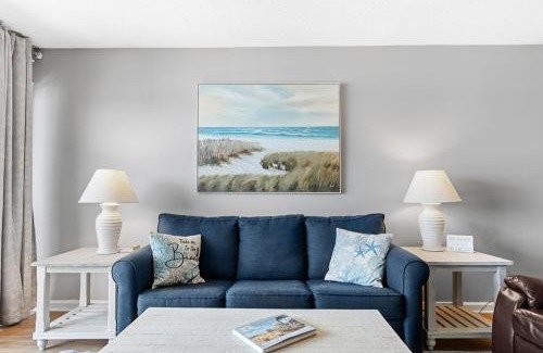 Ocean City House | Ocean View 2BR2BA Top-Floor Condo w Balcony & Bay Sunset Views