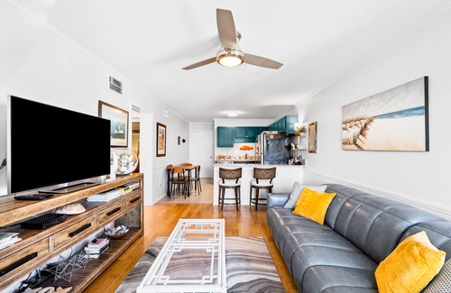 Morehead City Condo | Ocean-view 2nd-floor condo balcony, W/D, outdoor pool, grills, gazebo, and AC
