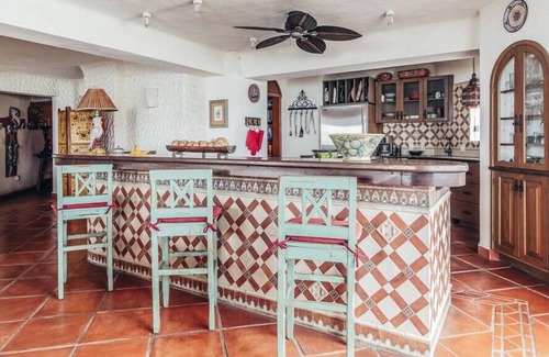 Emiliano Zapata Apartment | Ocean view 3Br Condo-Balcony-Beach-Pool - 812