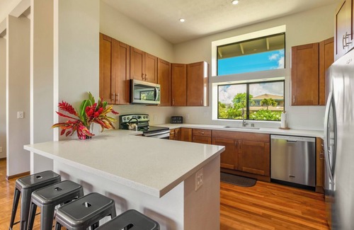 Princeville House | Ocean View 4-bedroom house with AC, WiFi in welcoming Princeville
