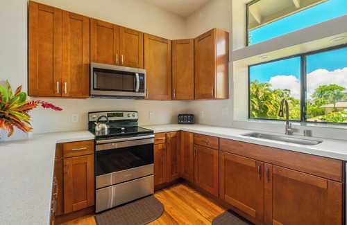 Princeville House | Ocean View 4-bedroom house with AC, WiFi in welcoming Princeville