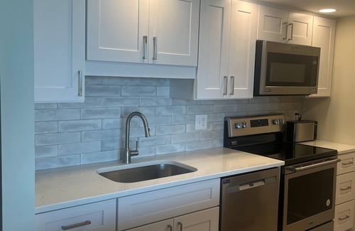 Bethany Beach Condo | Ocean View! 5th floor, Sunday to Sunday, Sea Colony Resort. Bethany Beach, DE.