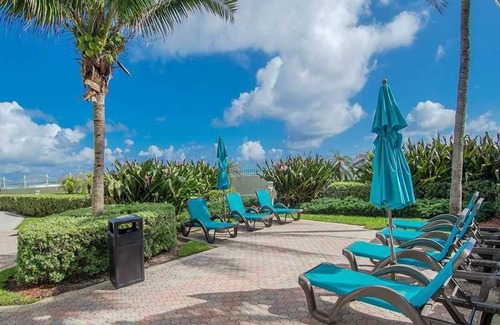 Hollywood South Central Beach Condo | Ocean view Apartment - TIDES on Hollywood Beach