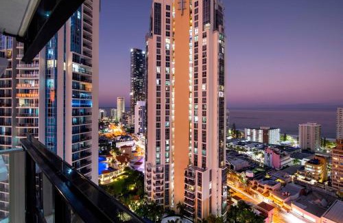 Surfers Paradise Apartment | Ocean View Apartments with Balcony - Circle on Cavill - Central Location! - Self Contained & Privately Managed