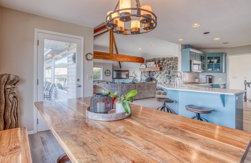 Roads End House | Ocean View at Roads End in Lincoln City