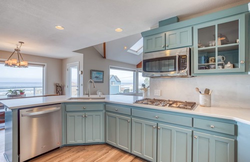 Roads End House | Ocean View at Roads End in Lincoln City