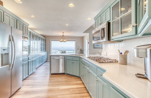 Roads End House | Ocean View at Roads End in Lincoln City
