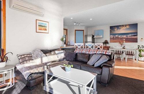 Bicheno House | Ocean View Beach House