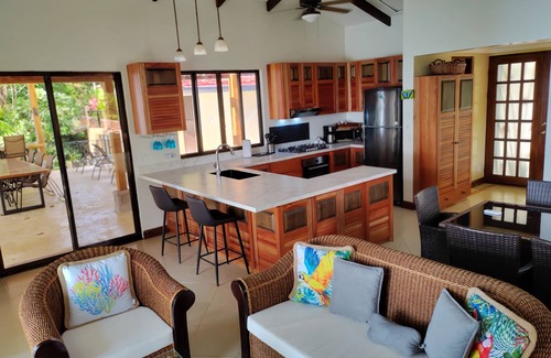 Dominicalito Villa | Ocean view Casa Gauguin.nForget your worries in this spacious and serene space.