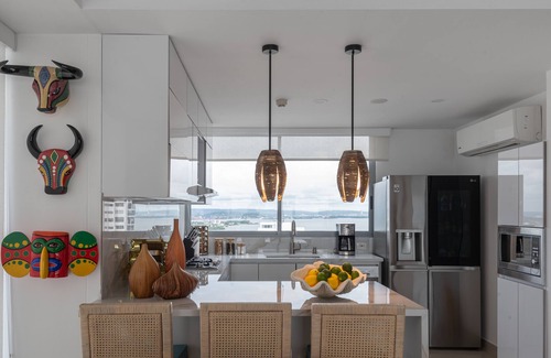 Bocagrande Apartment | Ocean View Luxury Apartment 25 Fl 6/8 people, 3BR-3BA.