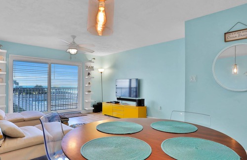 South Patrick Shores Condo | Ocean-view condo with balcony, pool, central AC & WiFi - snowbirds welcome