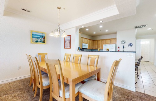 Sandbridge Condo | Ocean View Condo Steps from the Beach with Fast WiFi & On-Site Pool/Gym