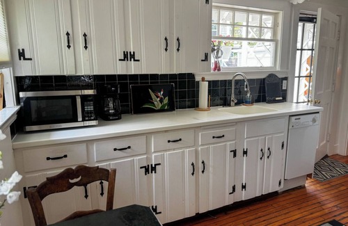 Town Landing House | Ocean View Cottage Falmouth Foreside
