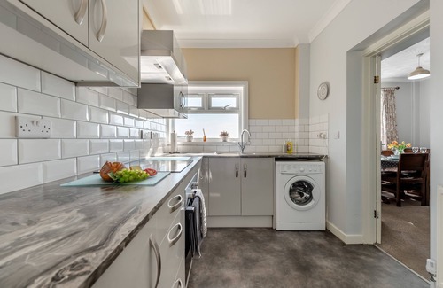 Burry Port House | Ocean View Cottage - Burry Port