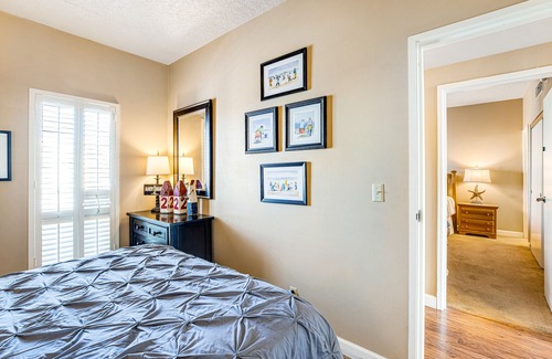 Seaside Condo | Ocean-view, dog-friendly condo close to the beach, Promenade & downtown