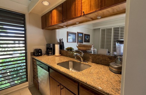 Poipu Condo | Ocean View End Unit Air Conditioning/Unit #239 bldg 36 .3 min.walk to beach.