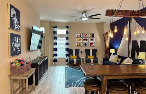 Corpus Christi House | Ocean View! Entire townhome.with balcony view overlooking the Gulf!
