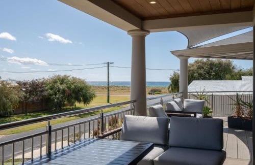 Geographe Apartment | Ocean View Executive Apartment 4