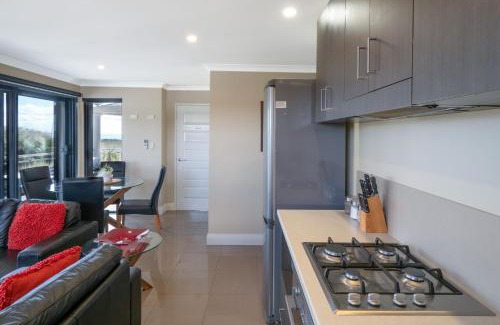 Geographe Apartment | Ocean View Executive Apartment 4