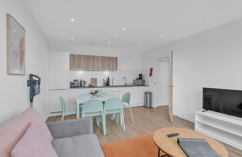 St Leonards-On-Sea Apartment | Ocean View E - Seaviews and Parking | By My Getaways