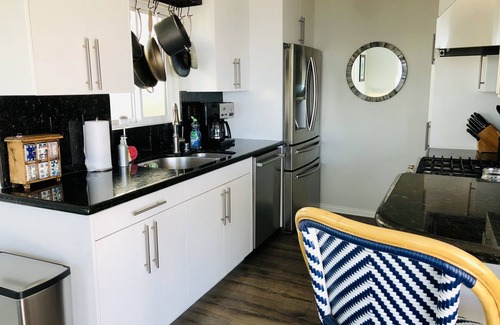 Sand Section House | Ocean View Getaway