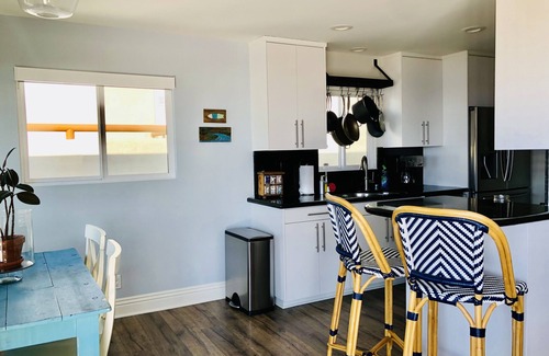 Sand Section House | Ocean View Getaway